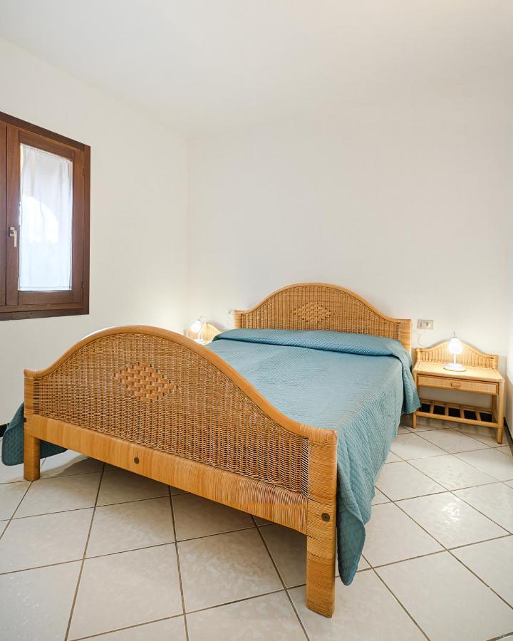 Ambra Holiday Rooms San Teodoro  Εξωτερικό φωτογραφία